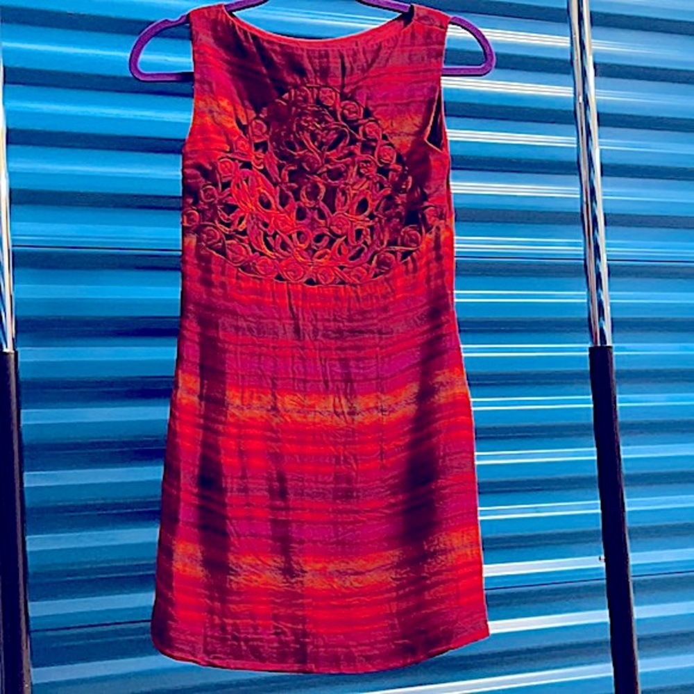Vibrant Red & Orange Mini Summer Dress w/ Intricate Design Semi Exposed Back